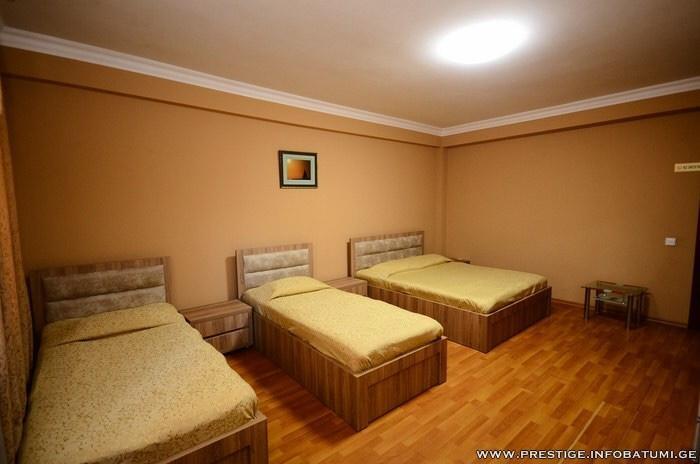 Prestige Hotel バトゥーミ エクステリア 写真